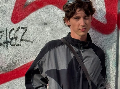 troye sivan is losing touch with reality after bingeing the pitt