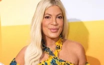 tori spelling and four of her children hospitalised after serious california car crash tori spelling and four of her children hospitalised after serious california car crash