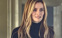 sarah pidgeon reveals love story role left her with psoriasis all over her body