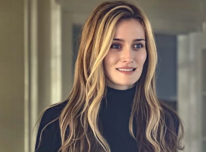 sarah pidgeon reveals love story role left her with psoriasis all over her body