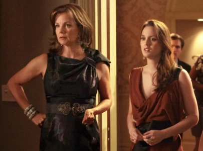 margaret colin says she lucked out working with leighton meester on gossip girl