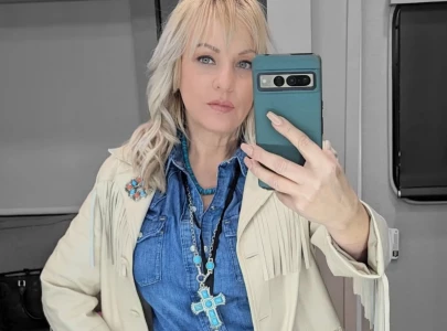 wendi mclendon covey says she goes hard for the holidays wendi mclendon covey says she goes hard for the holidays