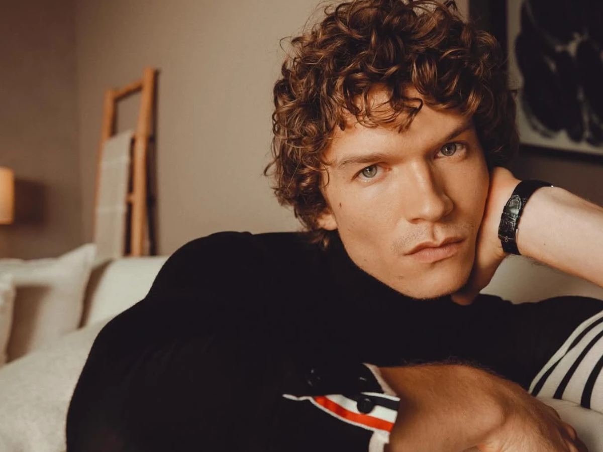 photo instagram connorstorrieofficial