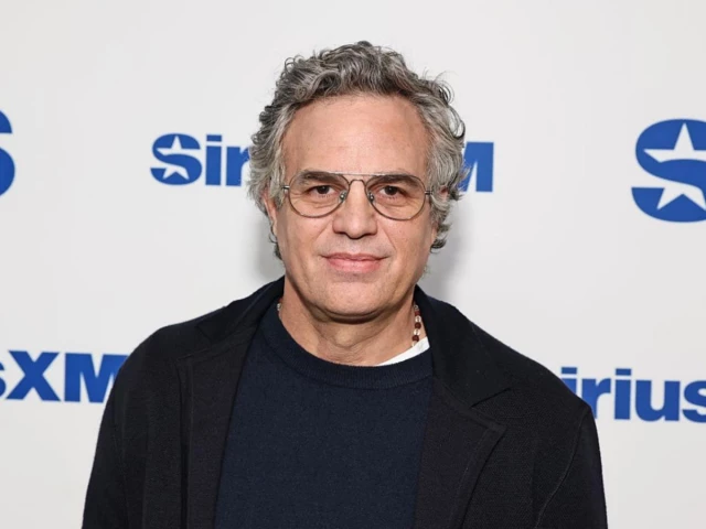 Mark Ruffalo defended by more than 170 Jewish figures after Paramount antisemitism claims