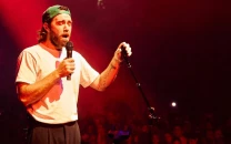matt corby delivers emotional new year s eve tribute to sydney shooting victims