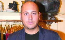 kelly osbourne pays tribute to makeup artist jasen kaplan