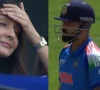 watch anushka sharma stunned by glenn phillips catch to dismiss virat kohli