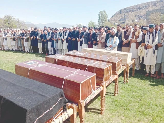 people offer funeral prayer for those died in an operation in mardan on sunday photo nni people offer funeral prayer for those died in an operation in mardan on sunday photo nni