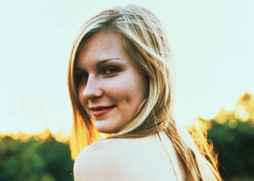 Kirsten Dunst on the set of The Virgin Suicides (image courtesy of Shutterstock)