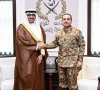 pakistan kuwait sign pact to deepen defence cooperation