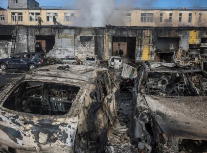 russia hits kyiv after brief pause for us envoys visit killing two russia hits kyiv after brief pause for us envoys visit killing two