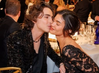kylie jenner and timoth e chalamet s pda steals the show at berlin film festival