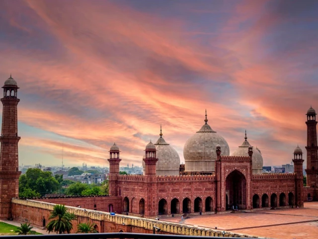 lahore bachao has joined hands with hrcp architects and ravi bachao groups to form a united platform and has filed a petition in court photo pexels lahore bachao has joined hands with hrcp architects and ravi bachao groups to form a united platform and has filed a petition in court photo pexels