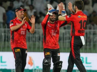 hbl psl x zalmi collapse in must win clash as qalandars advance to playoffs