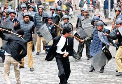 aiwan e adl clash supreme court orders punjab police to revive all firs