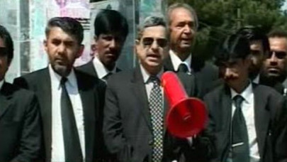 swat lawyers give deadline for shariah laws