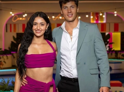 leah kateb reacts to rob rausch and nessa barrett dating rumors following love island usa drama
