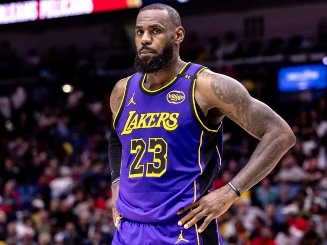 lebron james rapping kendrick lamar s song at a party goes viral