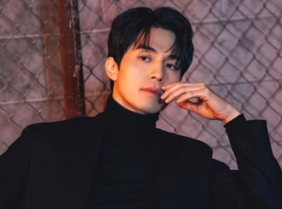 lee dong wook shares candid thoughts on his dating life during youtube show appearance