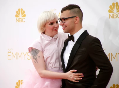 lena dunham says jack antonoff s teen pop star closeness struck an odd note