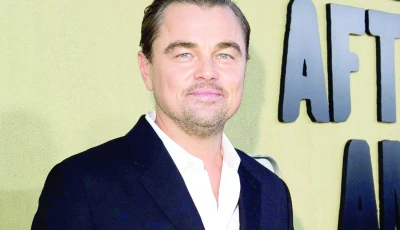 clip of dicaprio s golden globes antics goes viral