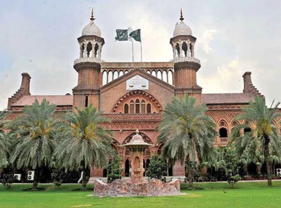 lahore high court halts underage drivers arrests