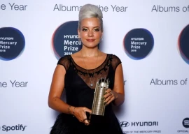 lily allen opens up about seeking treatment after david harbour split lily allen opens up about seeking treatment after david harbour split
