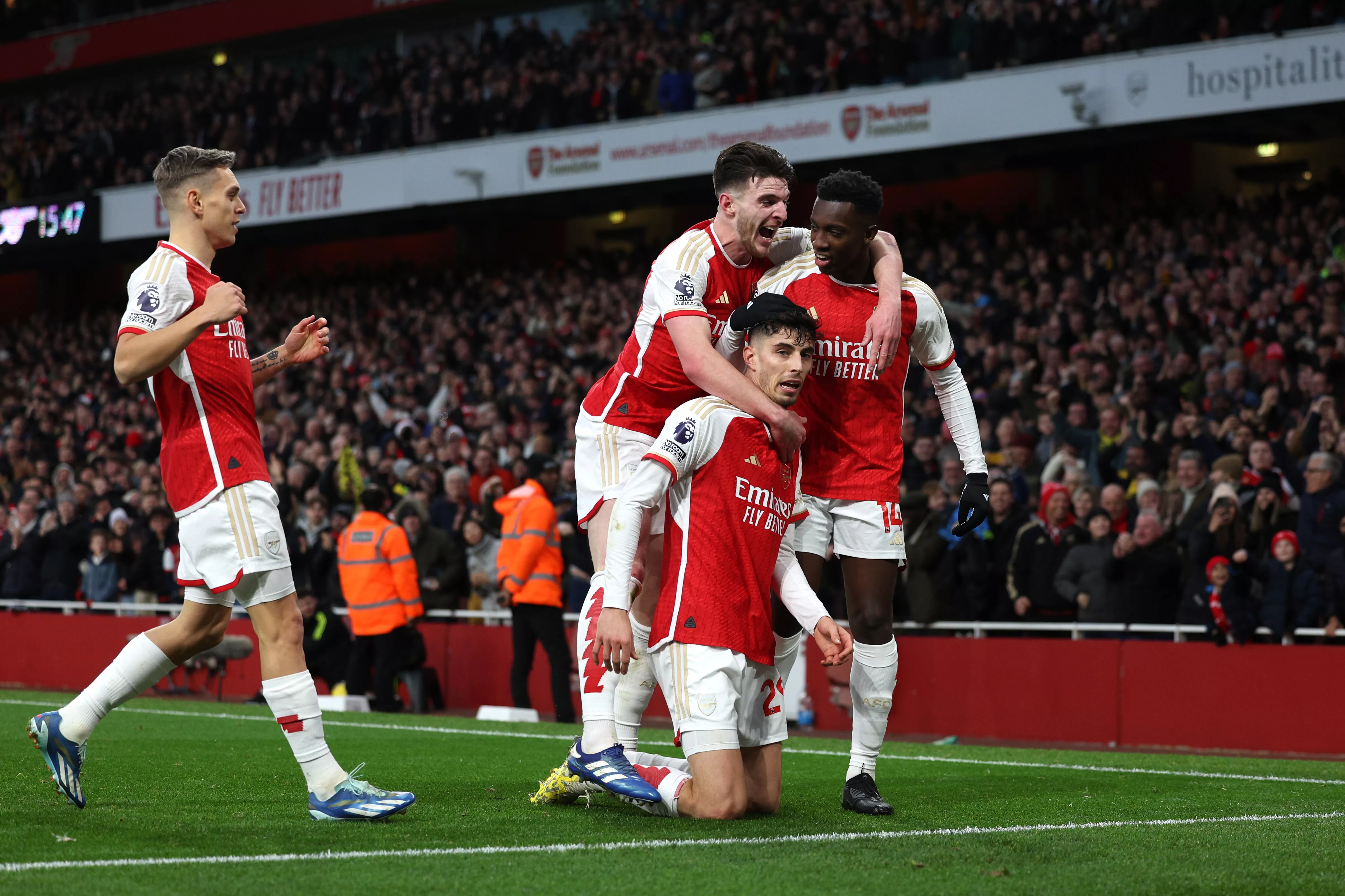 liverpool host arsenal in battle for premier league liverpool host arsenal in battle for premier league