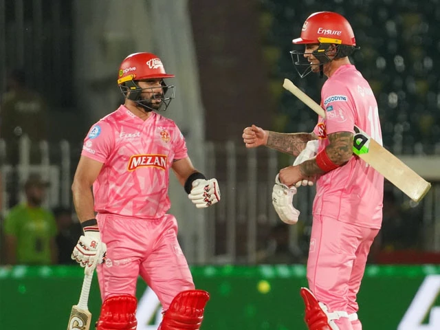 hbl psl x islamabad united thrash karachi kings by 79 runs