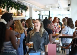 in a rush to find housemates londoners are ready to pay 7 50 for speed dating