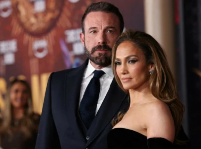 jennifer lopez and ben affleck remove 60 million beverly hills mansion from market jennifer lopez and ben affleck remove 60 million beverly hills mansion from market