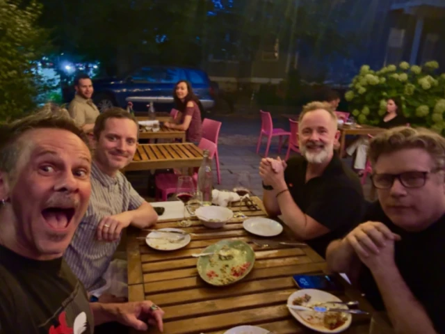 lord of the rings stars sean astin elijah wood dominic monaghan and billy boyd reunite photo instagram lord of the rings stars sean astin elijah wood dominic monaghan and billy boyd reunite photo instagram