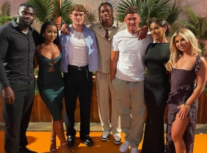 love island drama contestant quits following partner s departure from the villa