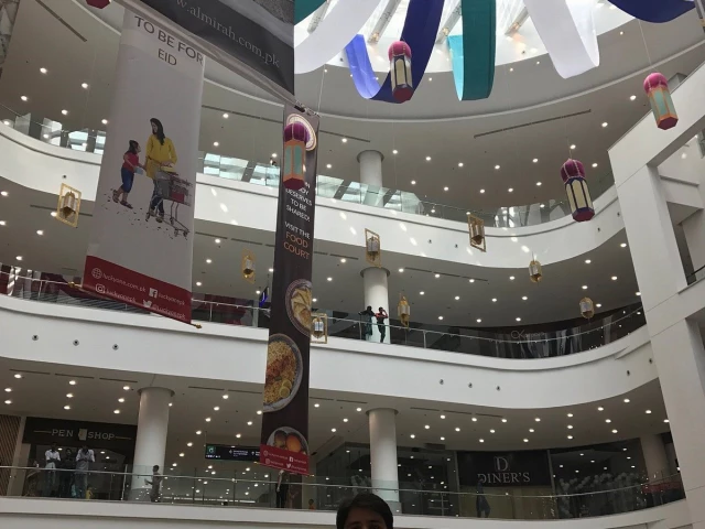 mega malls high luxury low sales mega malls high luxury low sales