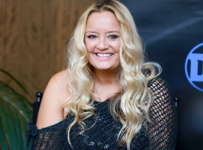 lucy davis supported by the office co stars after revealing cancer diagnosis