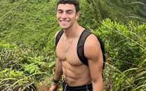 alleged nude selfie of luigi mangione leaks after arrest in brian thompson murder case alleged nude selfie of luigi mangione leaks after arrest in brian thompson murder case