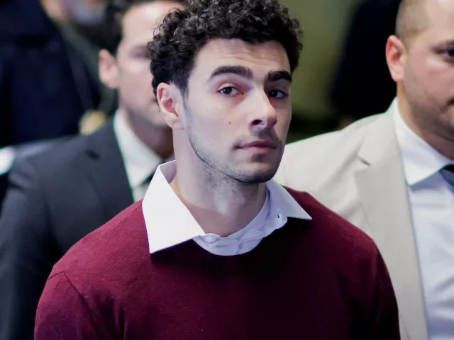 luigi mangione pleads not guilty to ceo murder