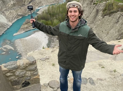 i m chilling australian travel vlogger luke damant laughs off fake death rumors from afghanistan