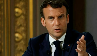 france backs social media ban for under 15s france backs social media ban for under 15s