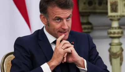 french president emmanuel macron gestures during an agreement signing at the merdeka palace in jakarta indonesia may 28 2025 photo reuters