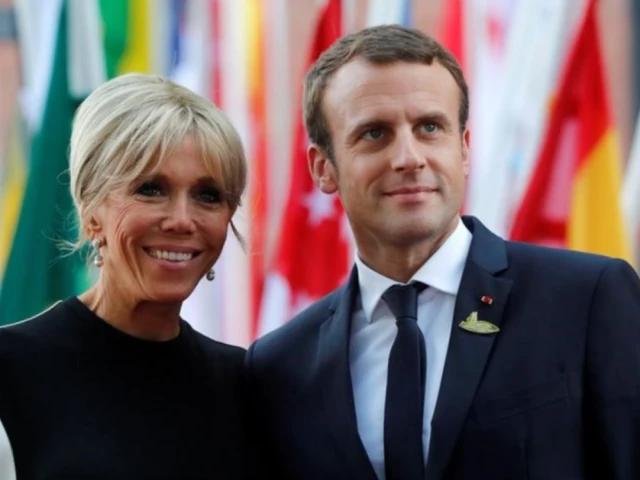 french president emmanuel macron and hiw wife brigitte macron are seen july 7 2017 at the g20 summit in hamburg germany photo reuters french president emmanuel macron and hiw wife brigitte macron are seen july 7 2017 at the g20 summit in hamburg germany photo reuters