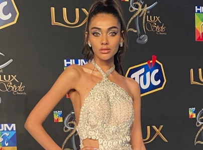 of plunging necklines and sleek hairdos best dressed at the lux style awards