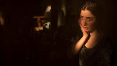 mahira khan bags best actress award at indian film festival for prince charming mahira khan bags best actress award at indian film festival for prince charming