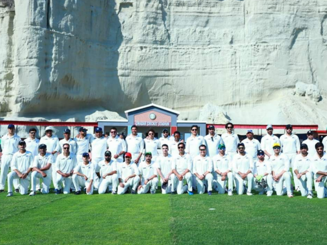 celebs dedicate gwadar match to sadpara celebs dedicate gwadar match to sadpara