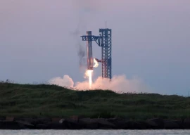 spacex makes history as mechazilla successfully catches returning starship booster