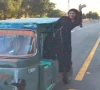 mahira khan turns rickshaw ride into viral sensation