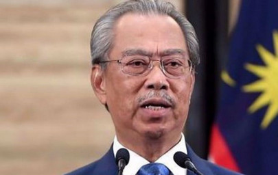 malaysian pm resigns after losing majority malaysian pm resigns after losing majority