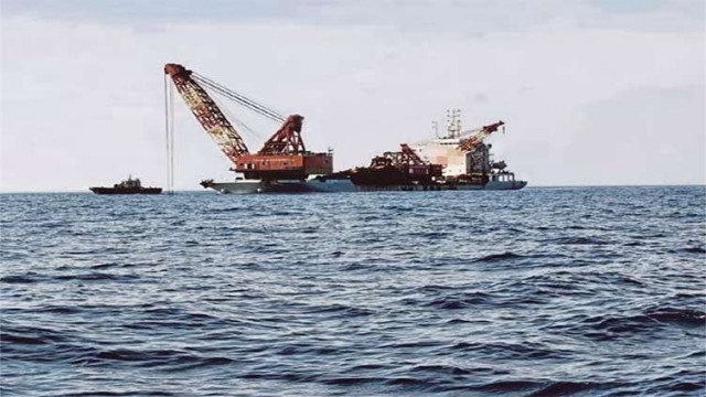chinese ship detained by malaysia photo reuters chinese ship detained by malaysia photo reuters