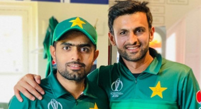 disappointed shoaib malik urges babar azam team management to back players disappointed shoaib malik urges babar azam team management to back players