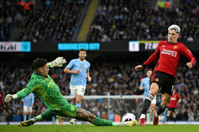 man city v man utd three key fa cup final battles man city v man utd three key fa cup final battles